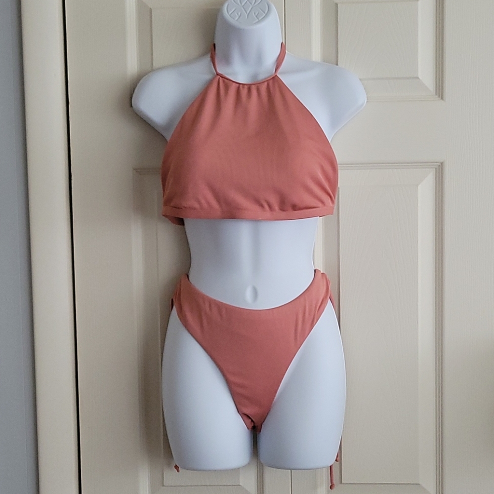 Peach ribbed bikini
